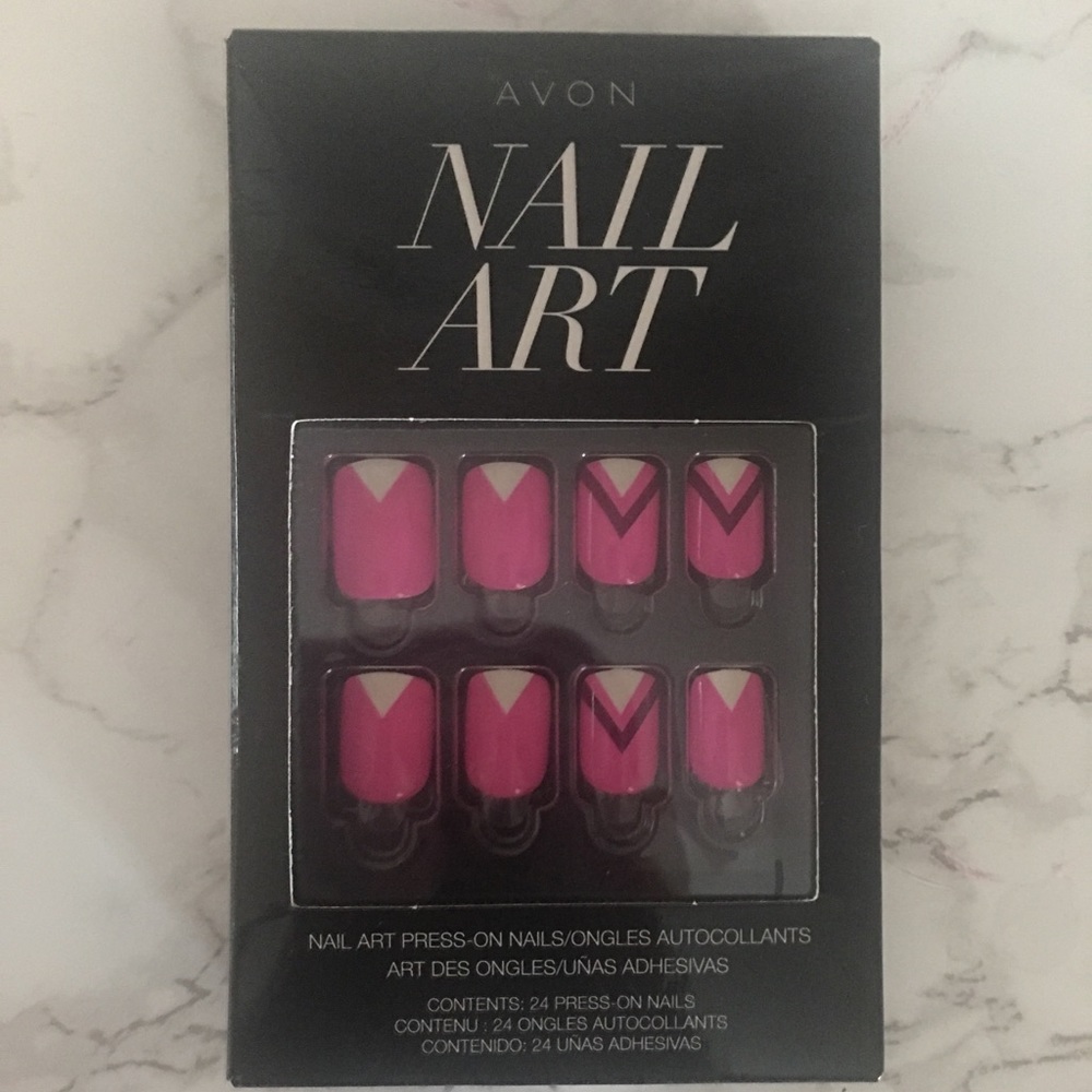Press on nails